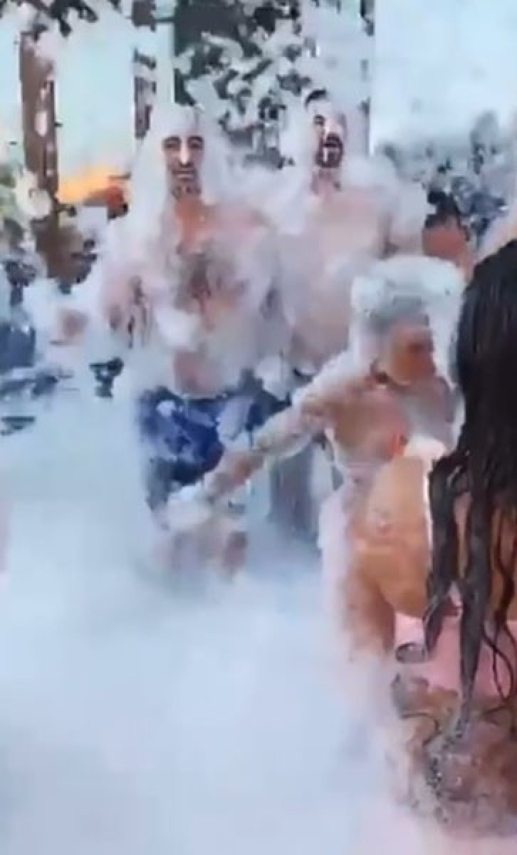 Kazançlarını partilerde yiyen uyuşturucu çetesi çökertildi #1