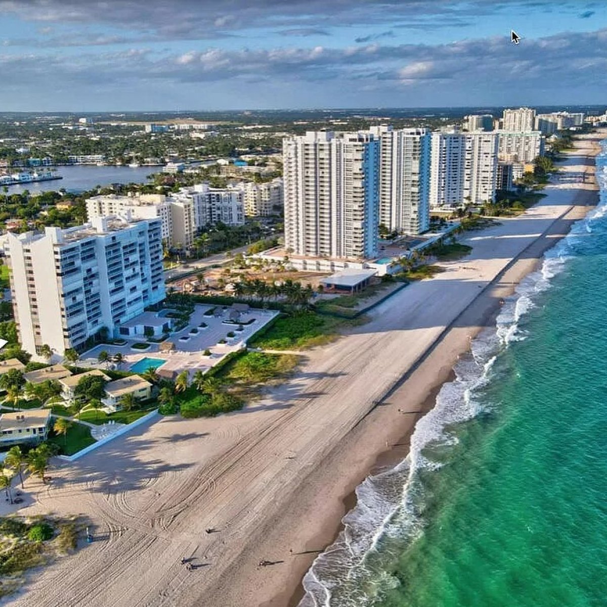 Petek Dinçöz Miami deki denize sıfır lüks evini paylaştı #1