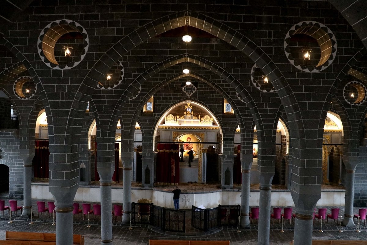 Diyarbakır da PKK nın zarar verdiği kiliseler onarıldı #9