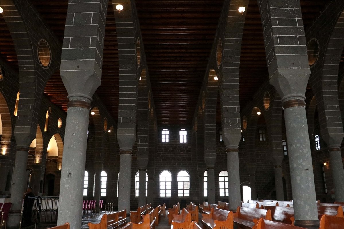 Diyarbakır da PKK nın zarar verdiği kiliseler onarıldı #7