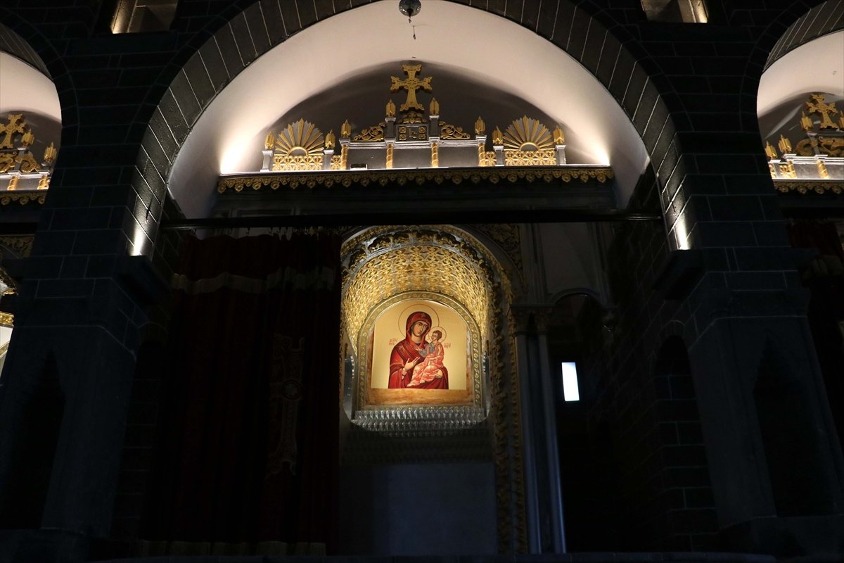 Diyarbakır da PKK nın zarar verdiği kiliseler onarıldı #5