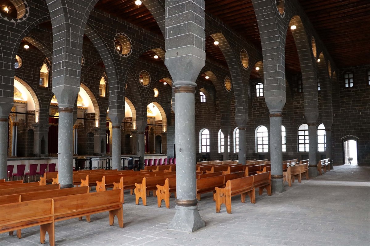 Diyarbakır da PKK nın zarar verdiği kiliseler onarıldı #3
