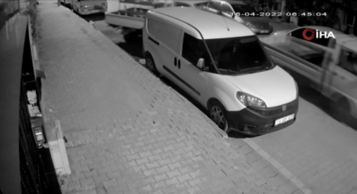 Esenyurt ta araç çalıp soyguna gittiler #1