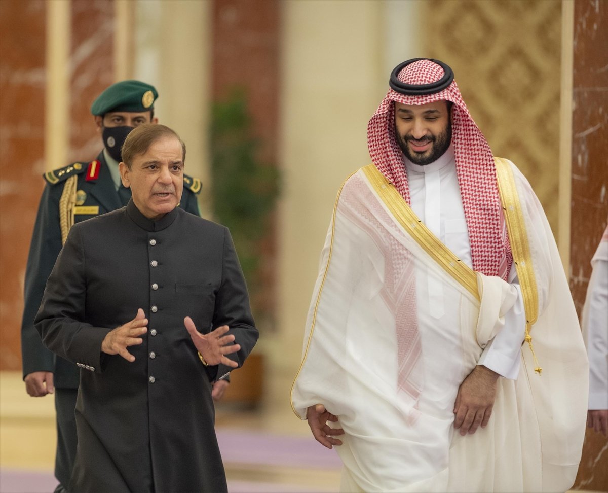Sharif Shahbaz made his first visit to Saudi Arabia #6