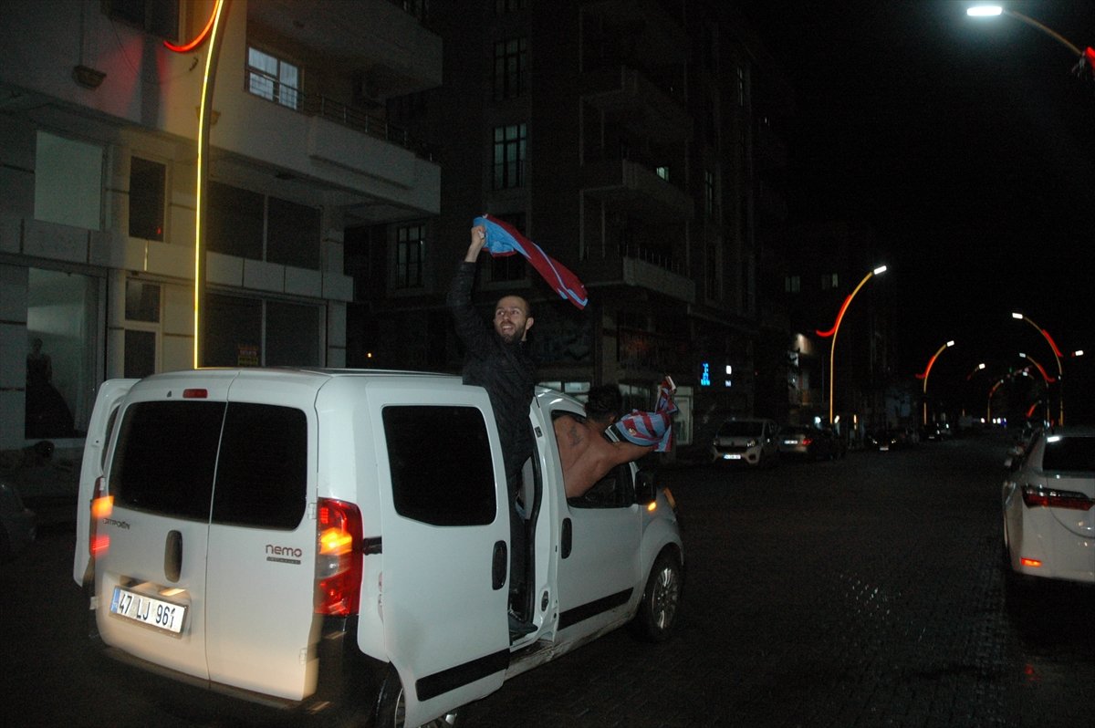 Diyarbakır da Trabzonsporlu köylülerin şampiyonluk sevinci #5