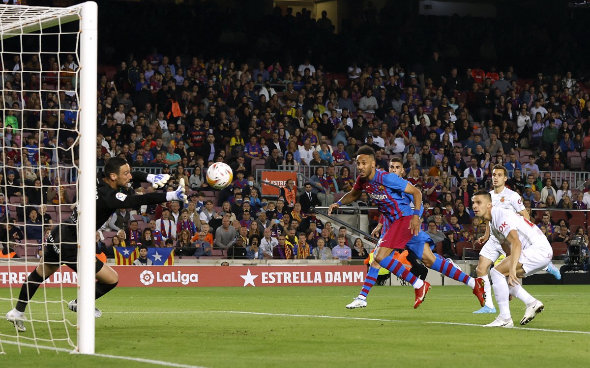 Barcelona, Camp Nou'da galibiyeti hatırladı