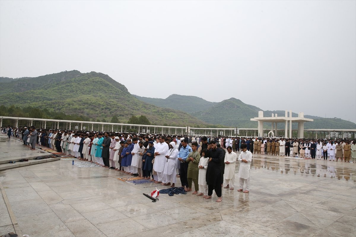 Eid prayer held in Pakistan #6