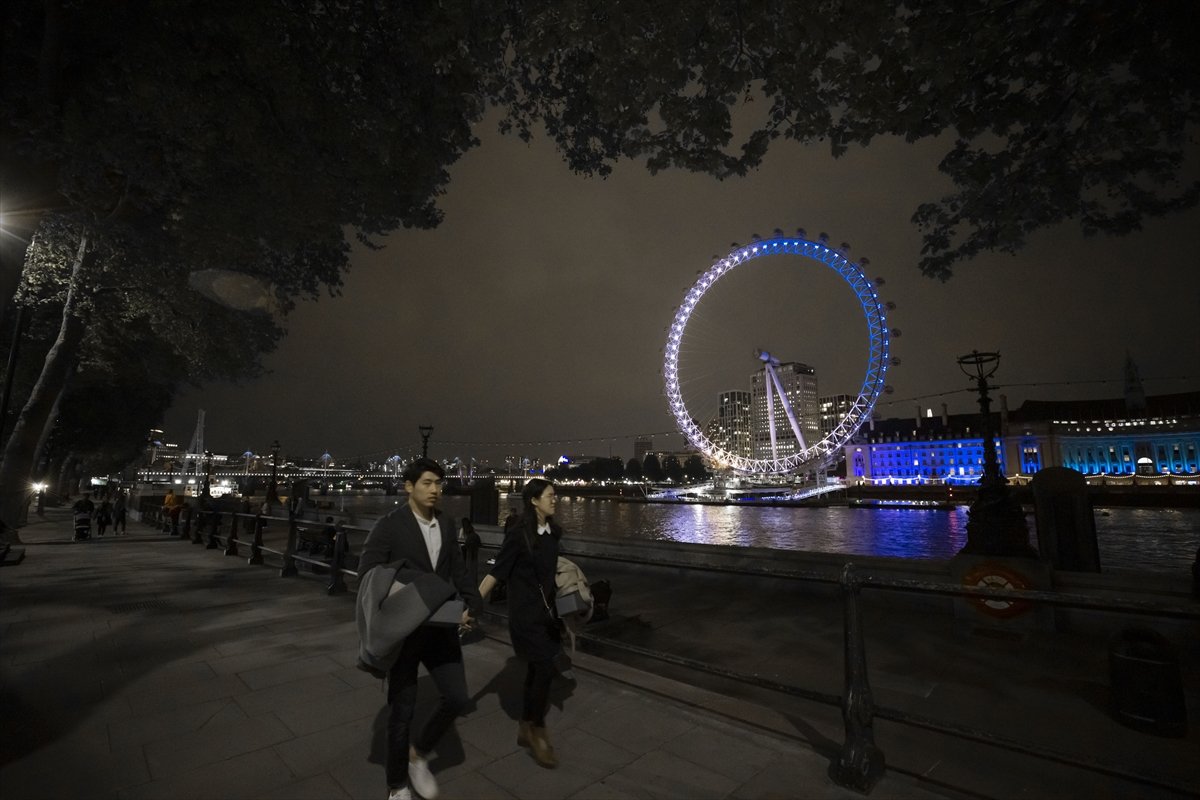 London Eye illuminated on Eid al-Fitr #3