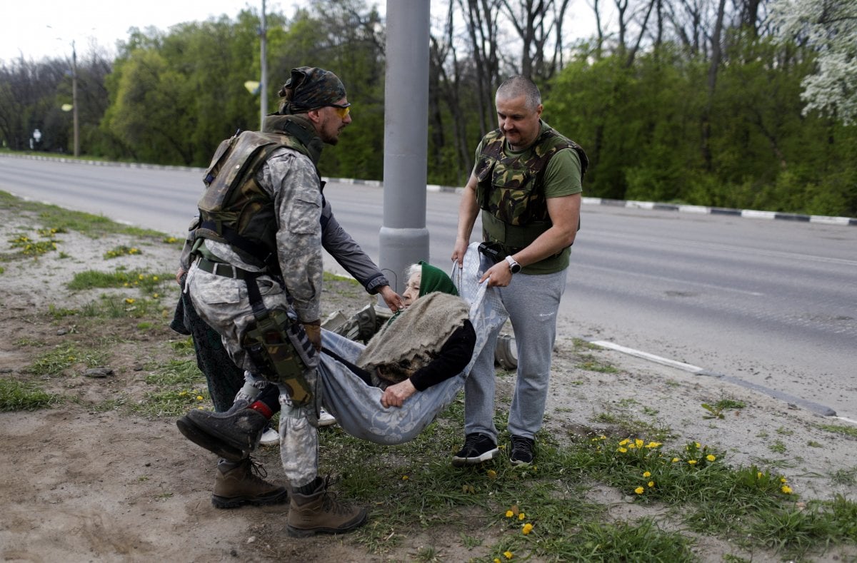 Evacuations continue in Ukraine #2