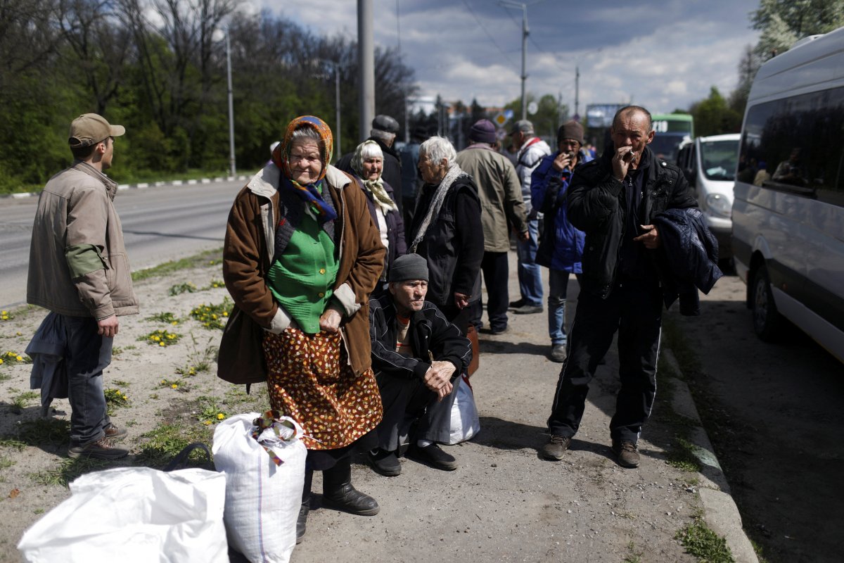 Evacuations continue in Ukraine #6