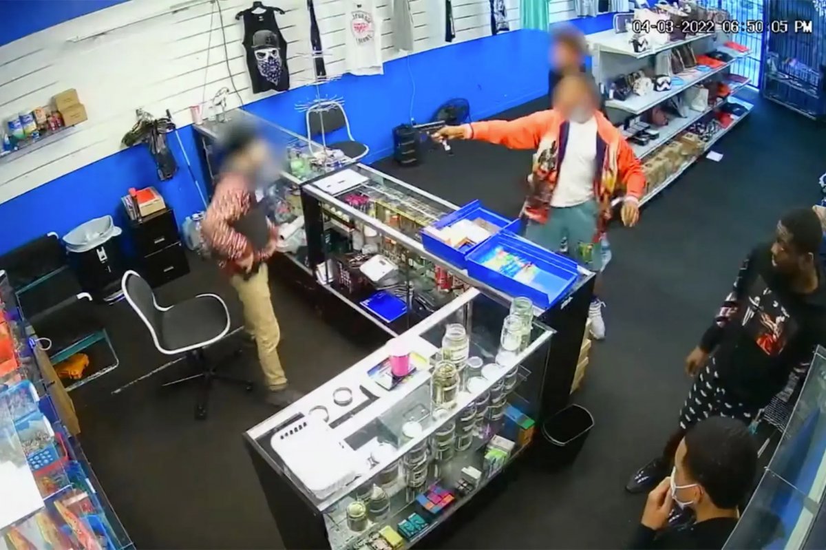 The moment of gunfight in the store in the USA #1