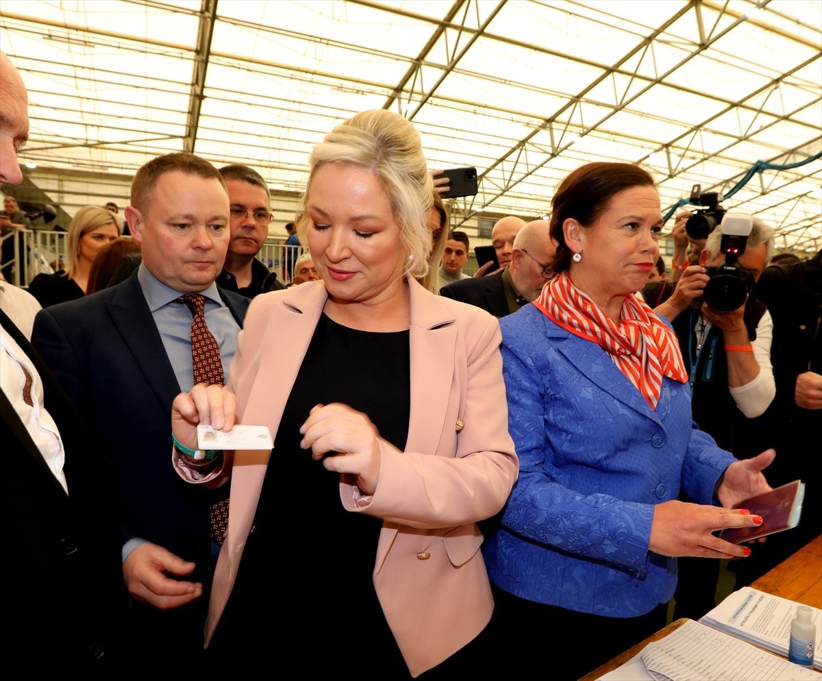 Pro-independence Sinn Fein wins Northern Ireland election #2