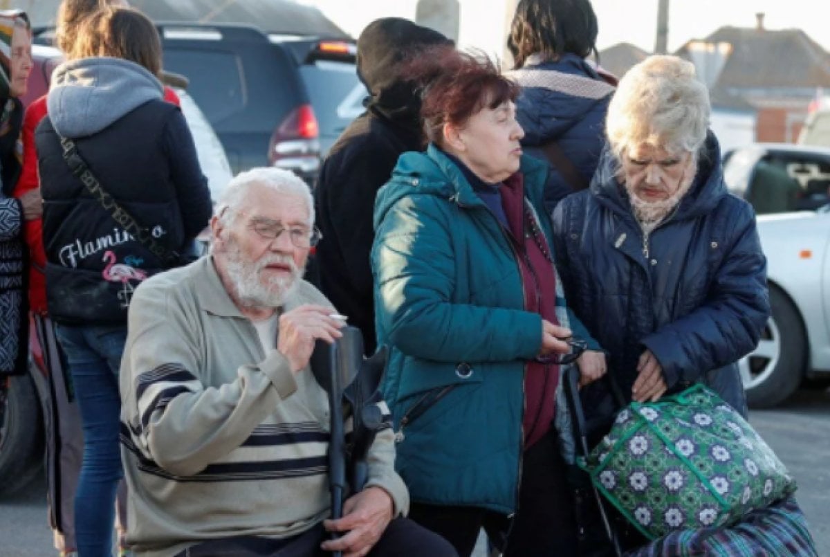 Ukraine: All women, children and elderly people in Mariupol were evacuated #1