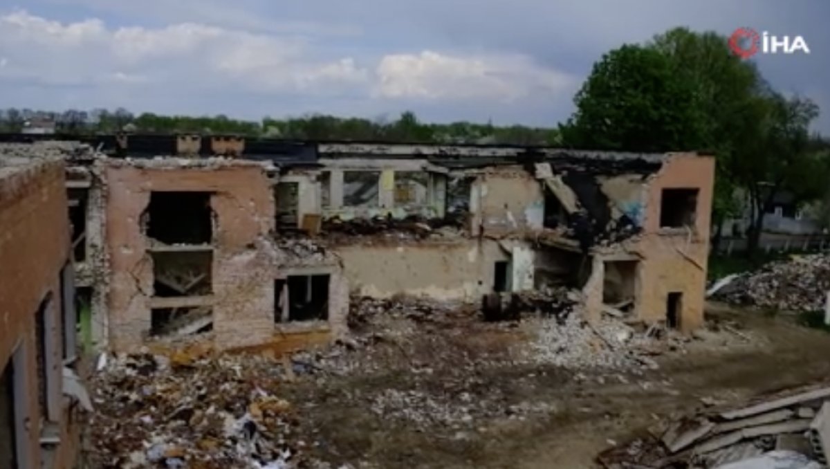 Images of the wreckage of the school attacked by Russia #2