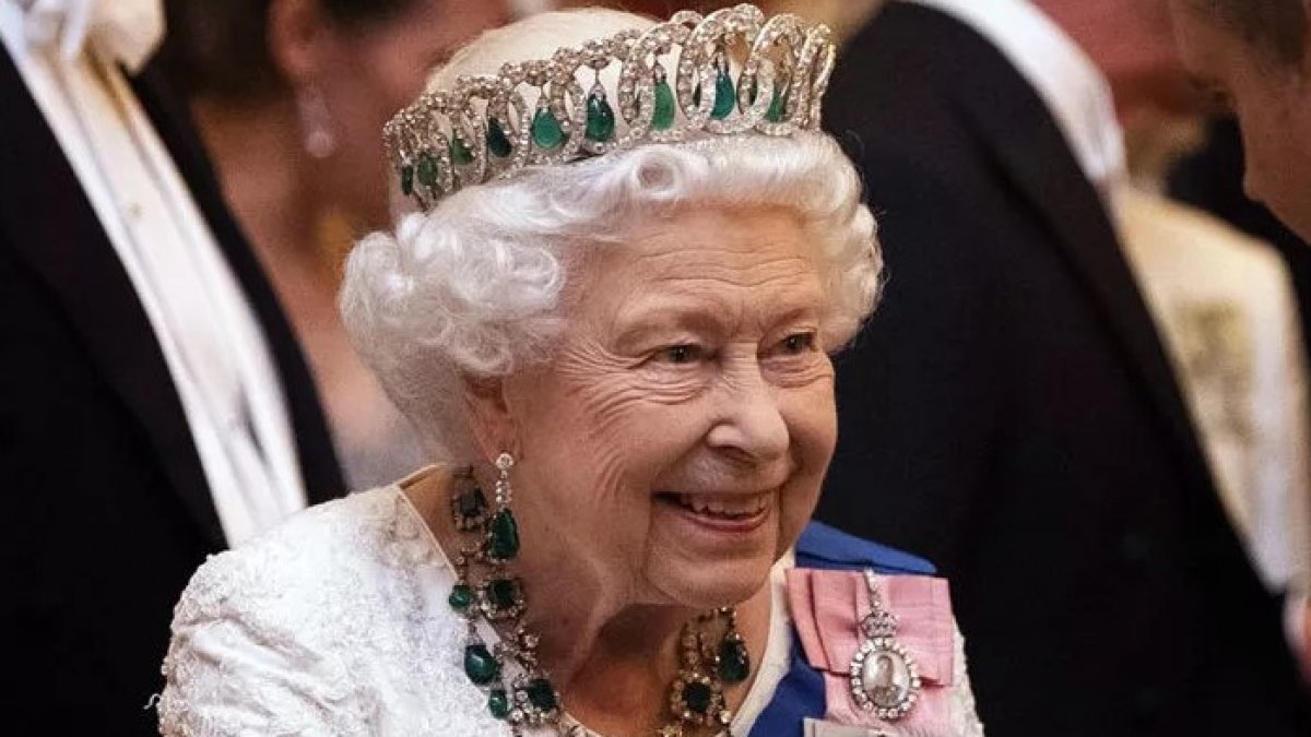 Queen  Elizabeth will not attend the opening ceremony of the UK Parliament