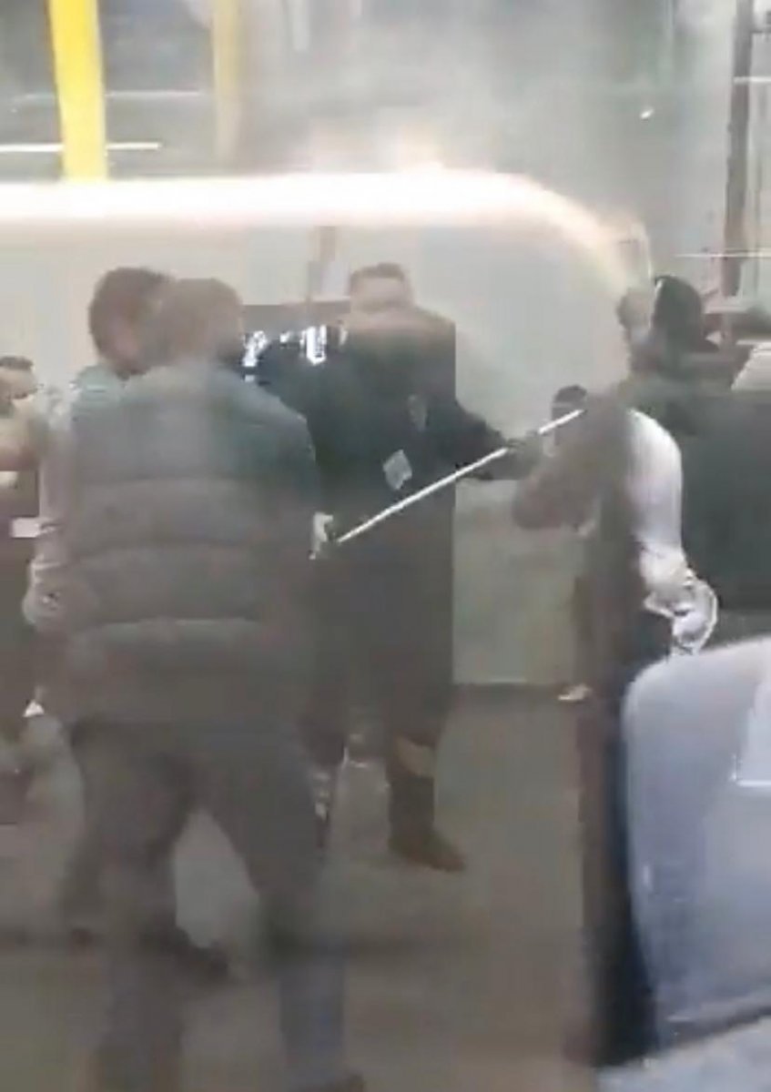 Immigrant provocation in kick-slapped cigarette fight in Bursa #4