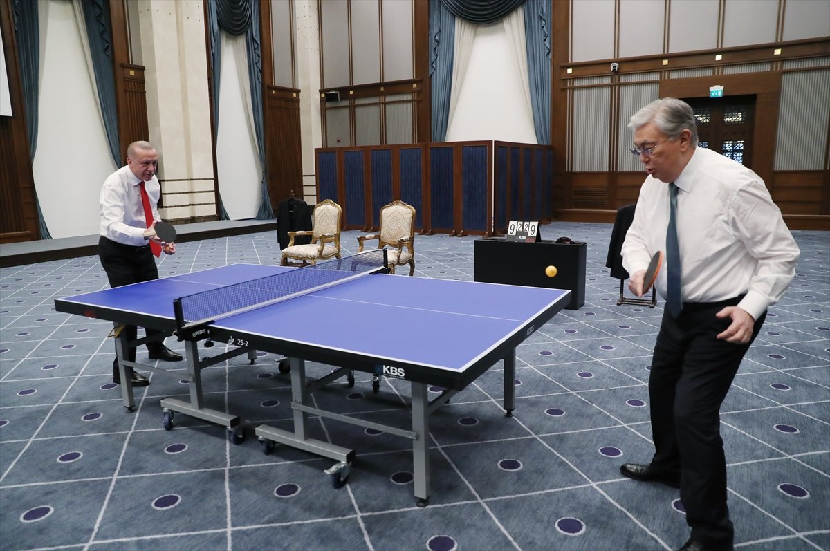 Cumhurbaşkanı Erdoğan, Tokayev ile masa tenisi oynadı #3