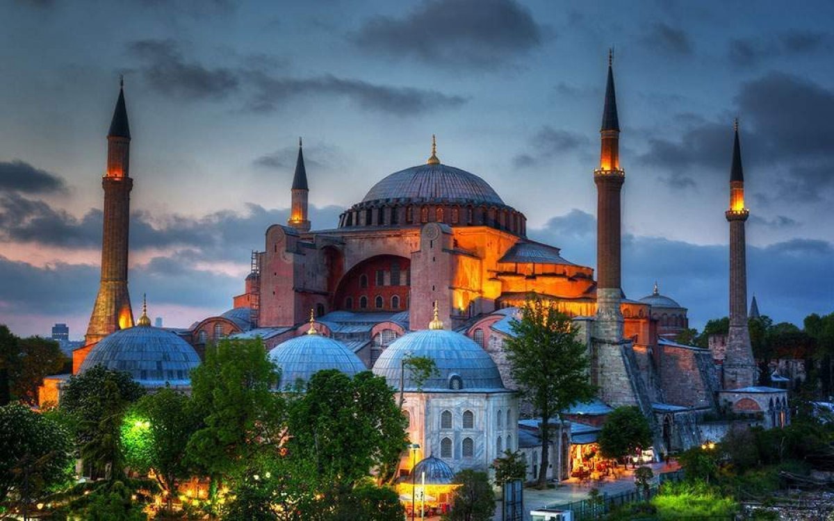 The inclusion of Hagia Sophia in Turkish passports echoed in Greece #4