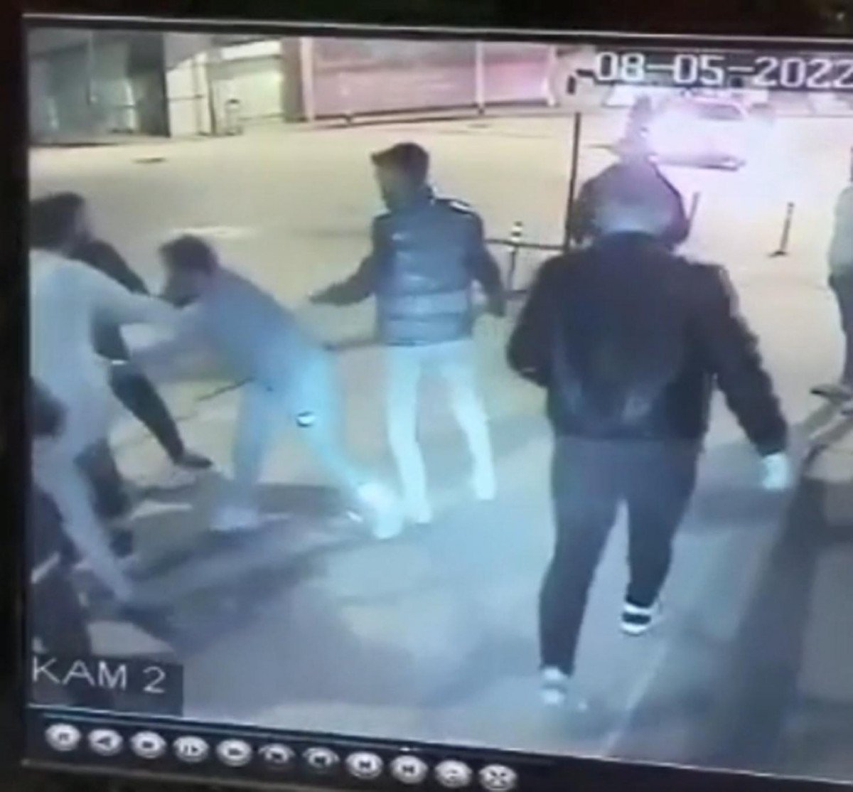 1 person, 10 people beaten in Bilecik #3