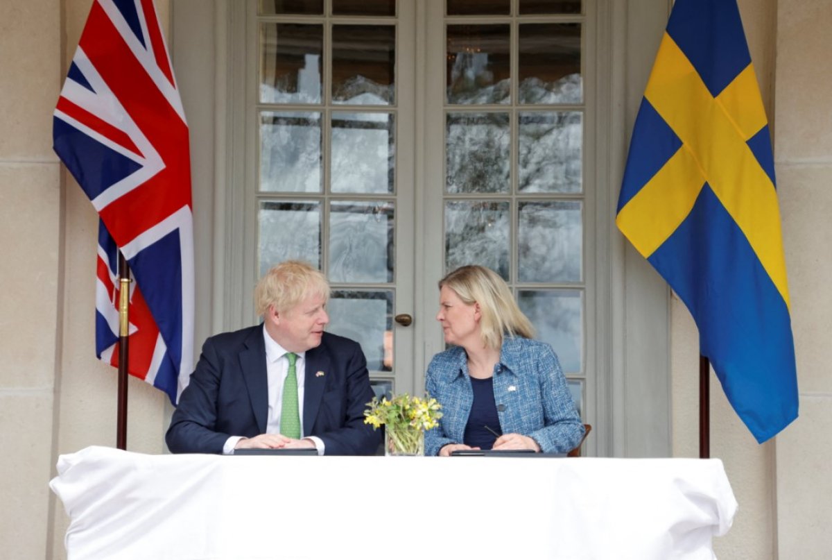 Visiting Sweden, Boris Johnson's boat trip with Prime Minister Andersson #6