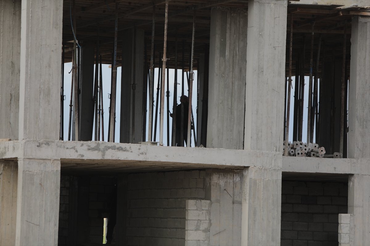 Construction of briquette houses continues in northern Syria #5