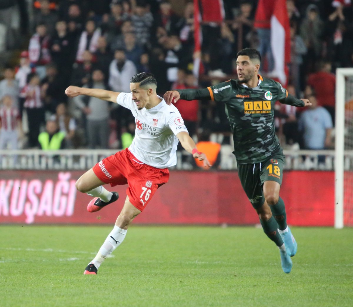 Alanyaspor u eleyen Sivasspor, Türkiye Kupası nda finale yükseldi #2