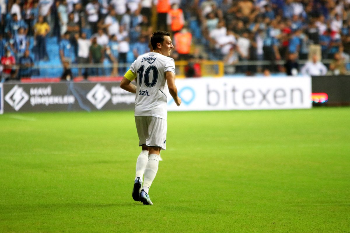 Mesut Özil, Necaxa ya transfer oluyor #1