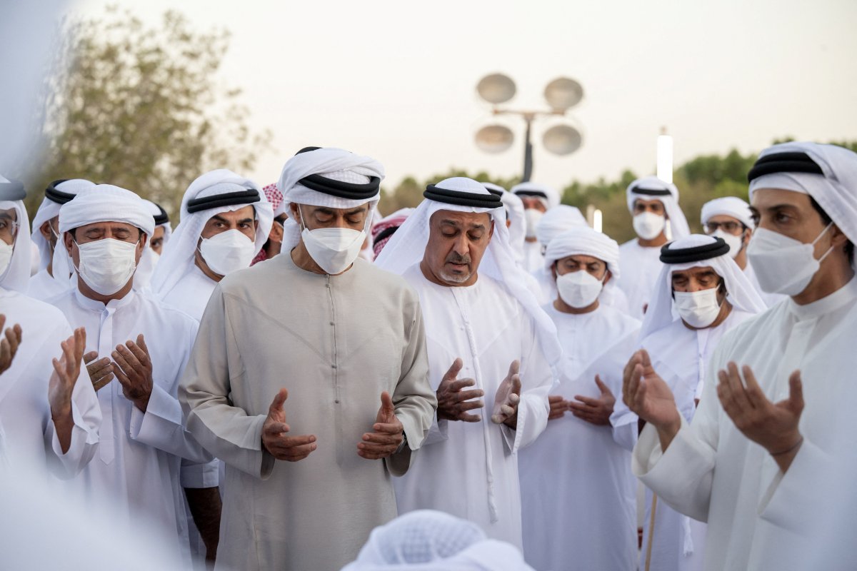 BAE Devlet Başkanı Al Nahyan ın cenazesi toprağa verildi #8