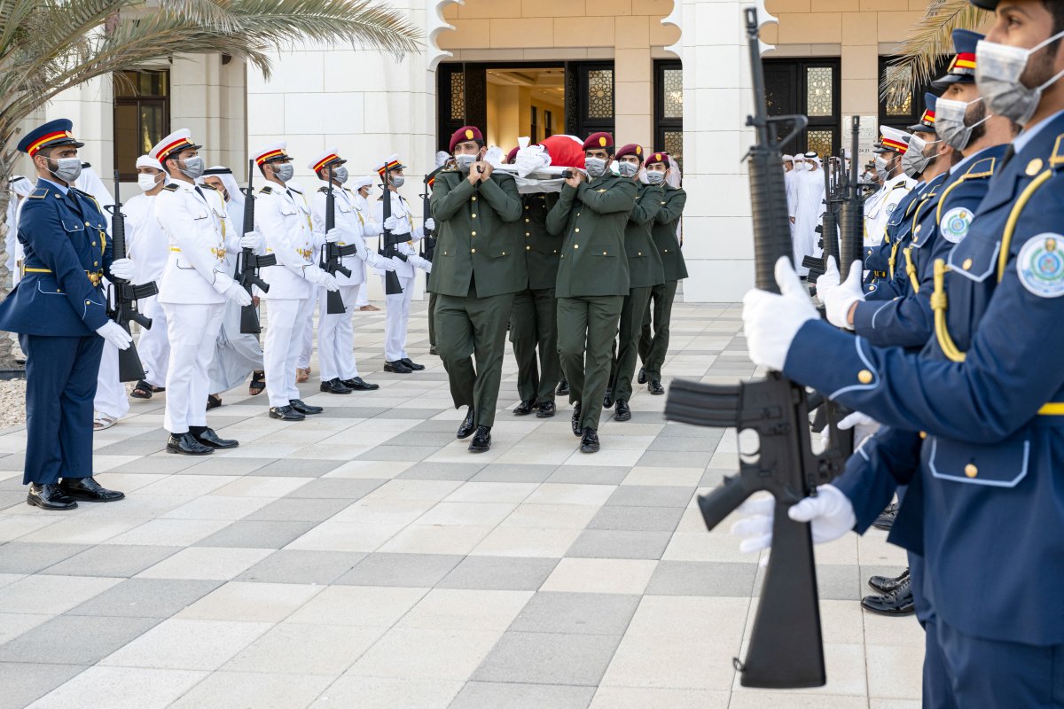 BAE Devlet Başkanı Al Nahyan ın cenazesi toprağa verildi #3