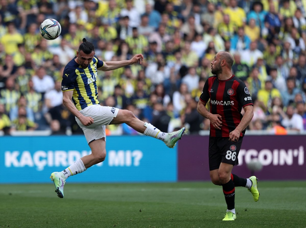 Fenerbahçe ve Fatih Karagümrük puanları paylaştı #1