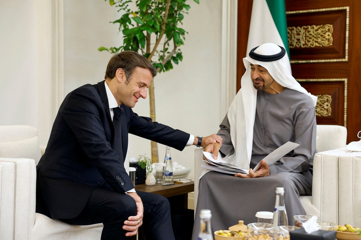 Emmanuel Macron dan BAE ye taziye ziyareti #4