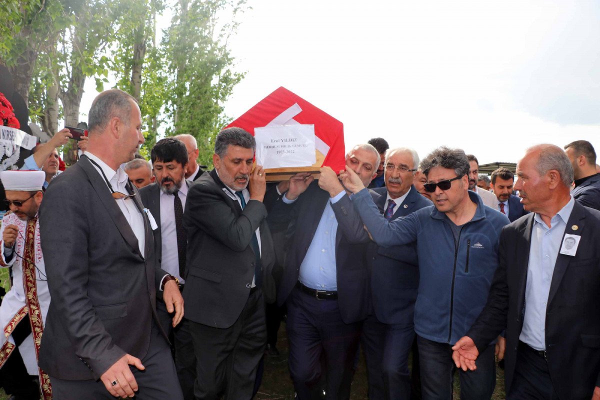 Muhsin Yazıcıoğlu nun koruması Erol Yıldız defnedildi #3