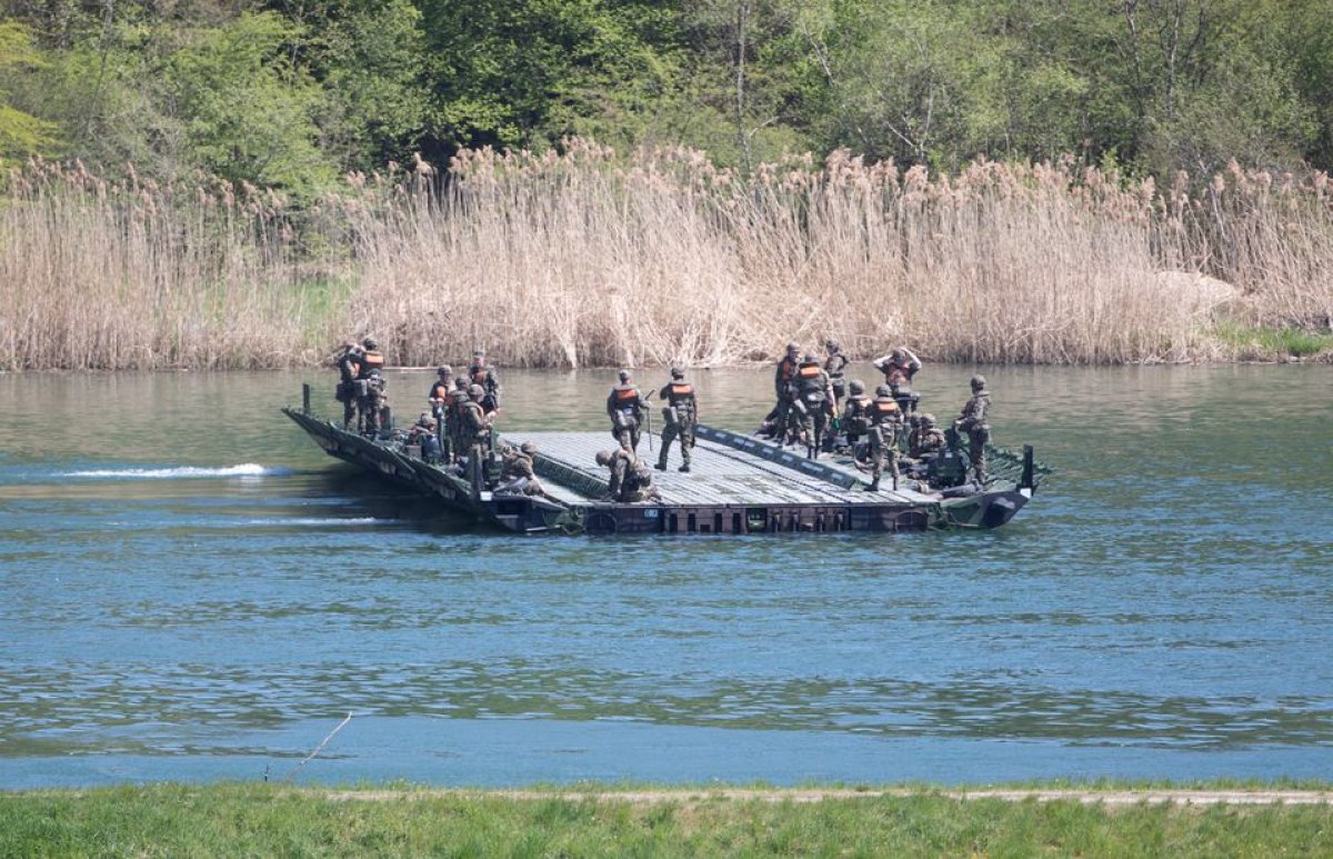 İsviçre, Rusya'ya yanıt olarak NATO'ya yaklaşıyor