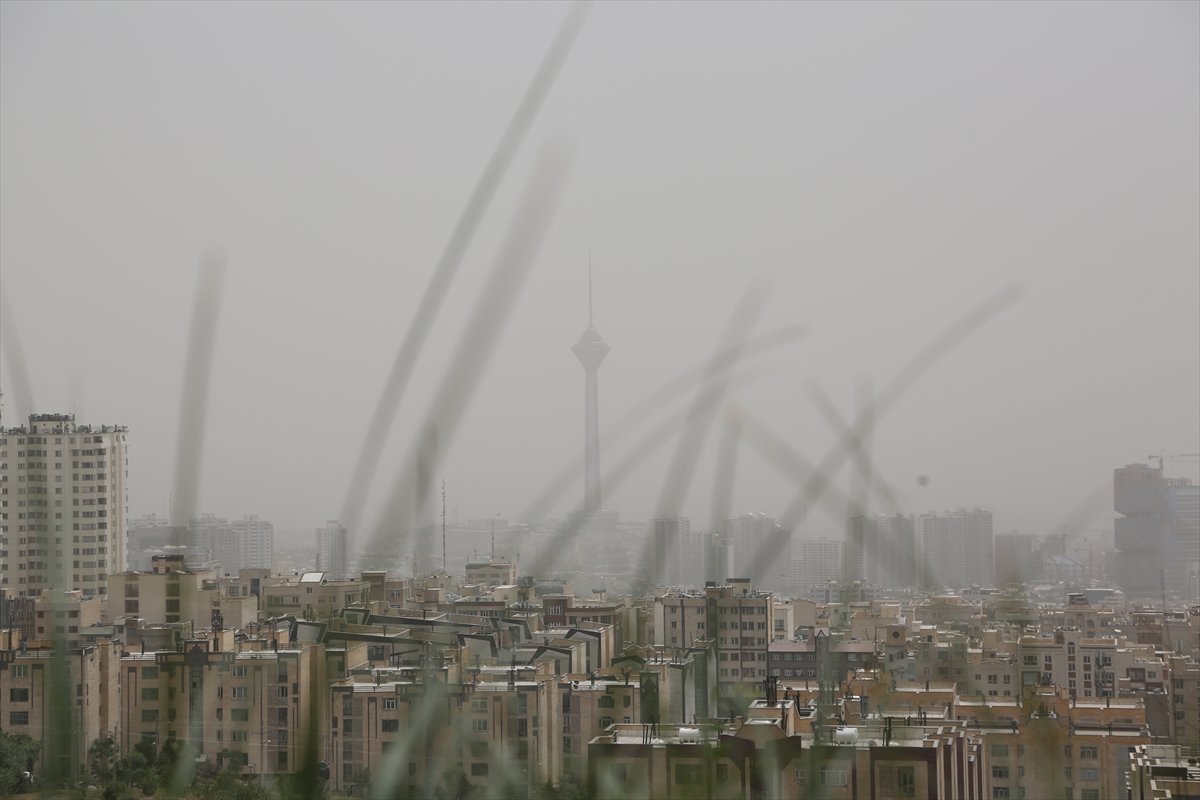 In Iran, official institutions in Tehran were suspended due to air pollution #2