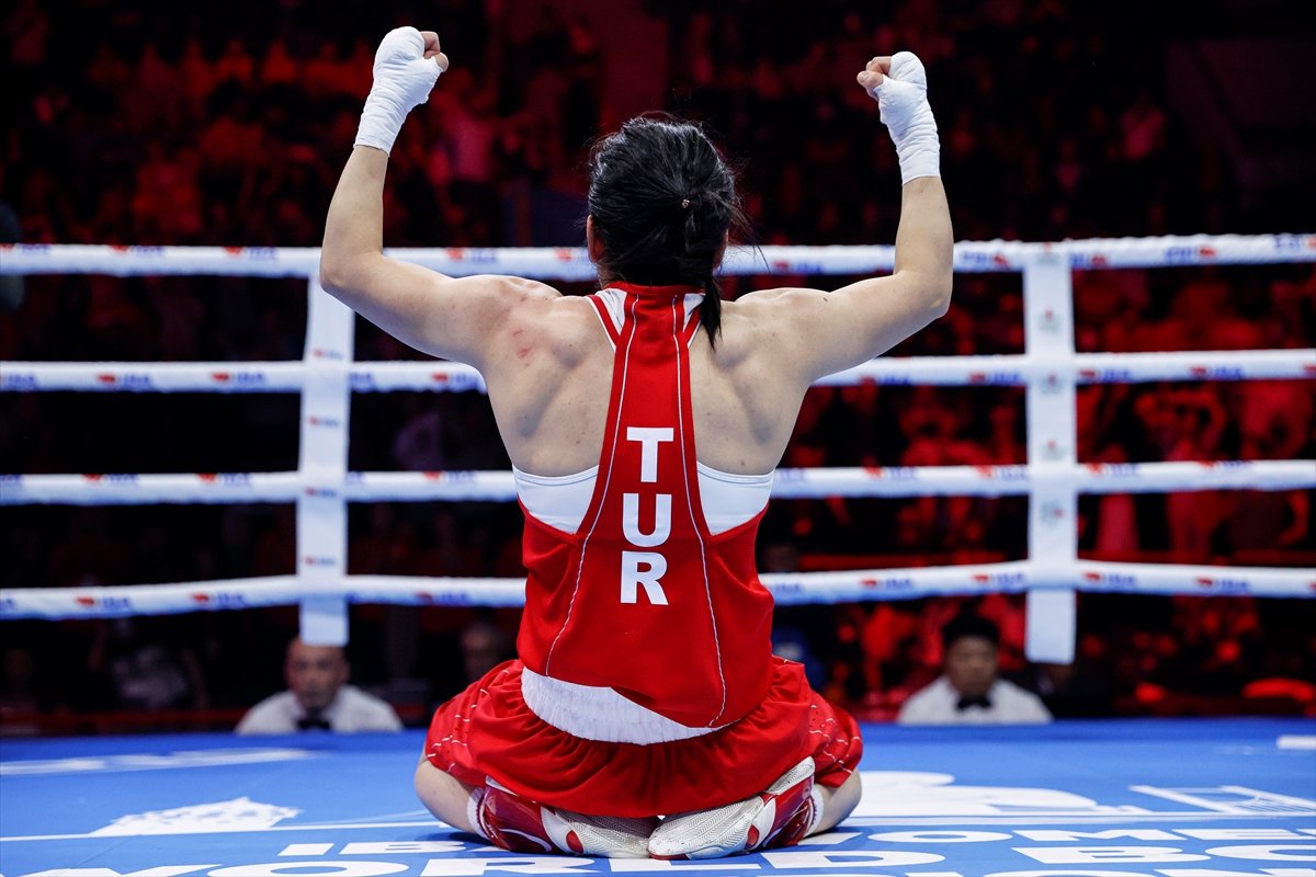 Milli boksör Ayşe Çağırır, 48 kiloda altın madalya kazandı #3