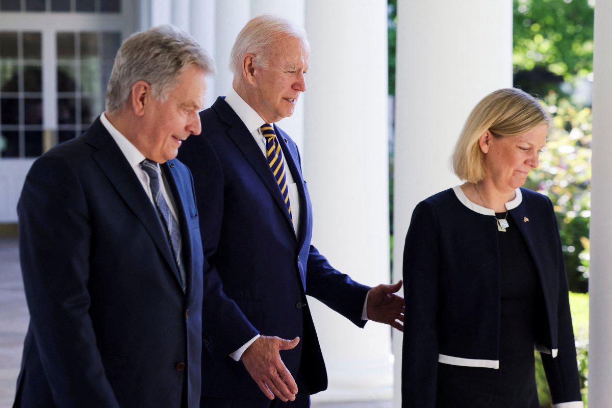 Joe Biden, İsveç ve Finlandiyalı liderlerle buluştu