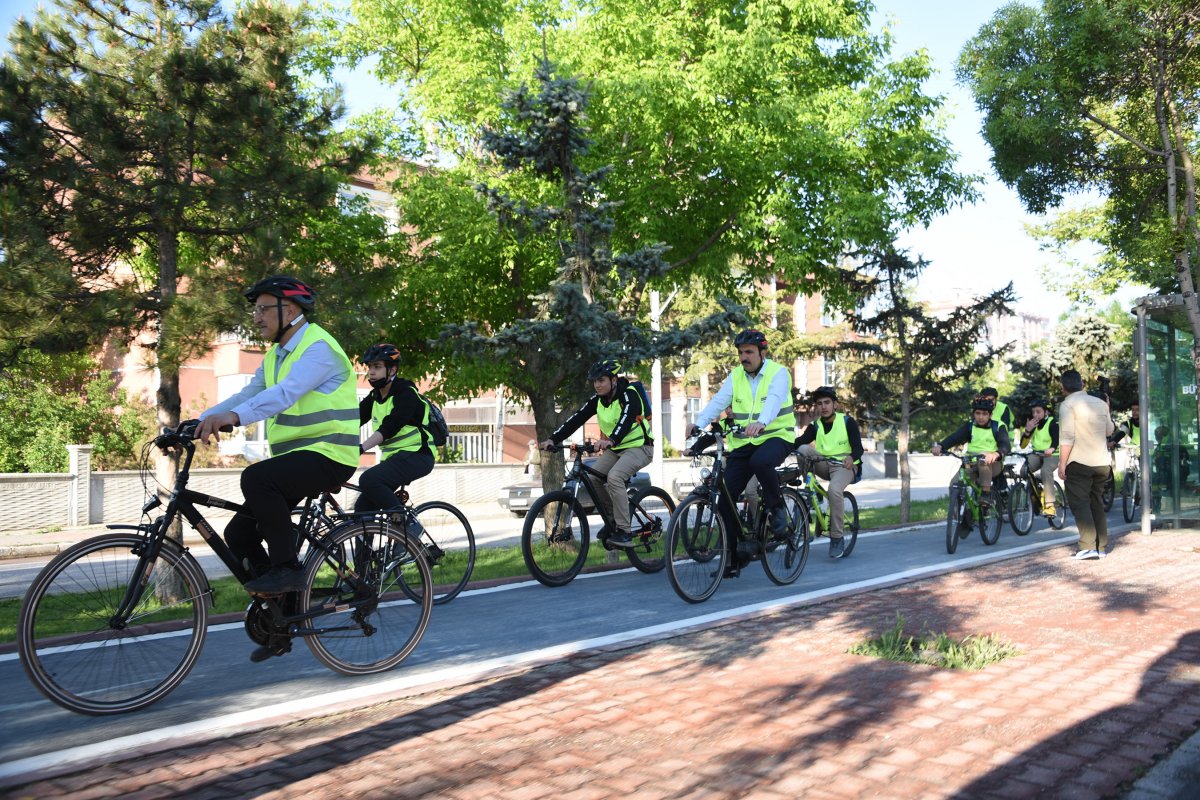 Konya Büyükşehir Belediyesi nden güvenli bisiklet yolu projesi #2