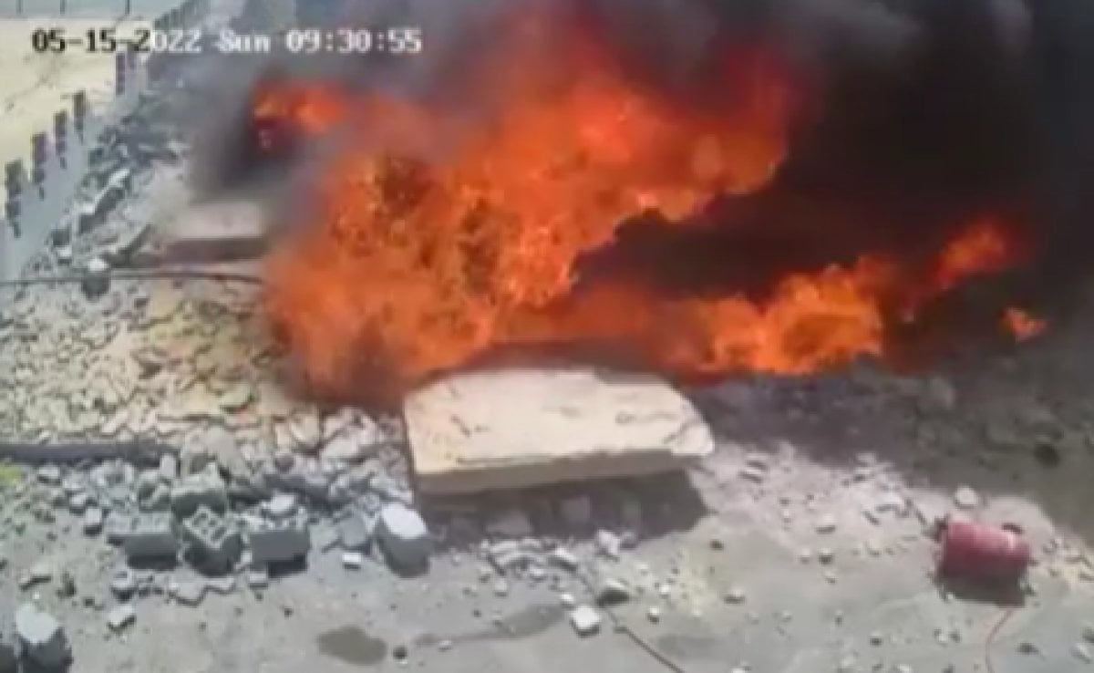 Suudi Arabistan da benzin istasyonunda patlama #3