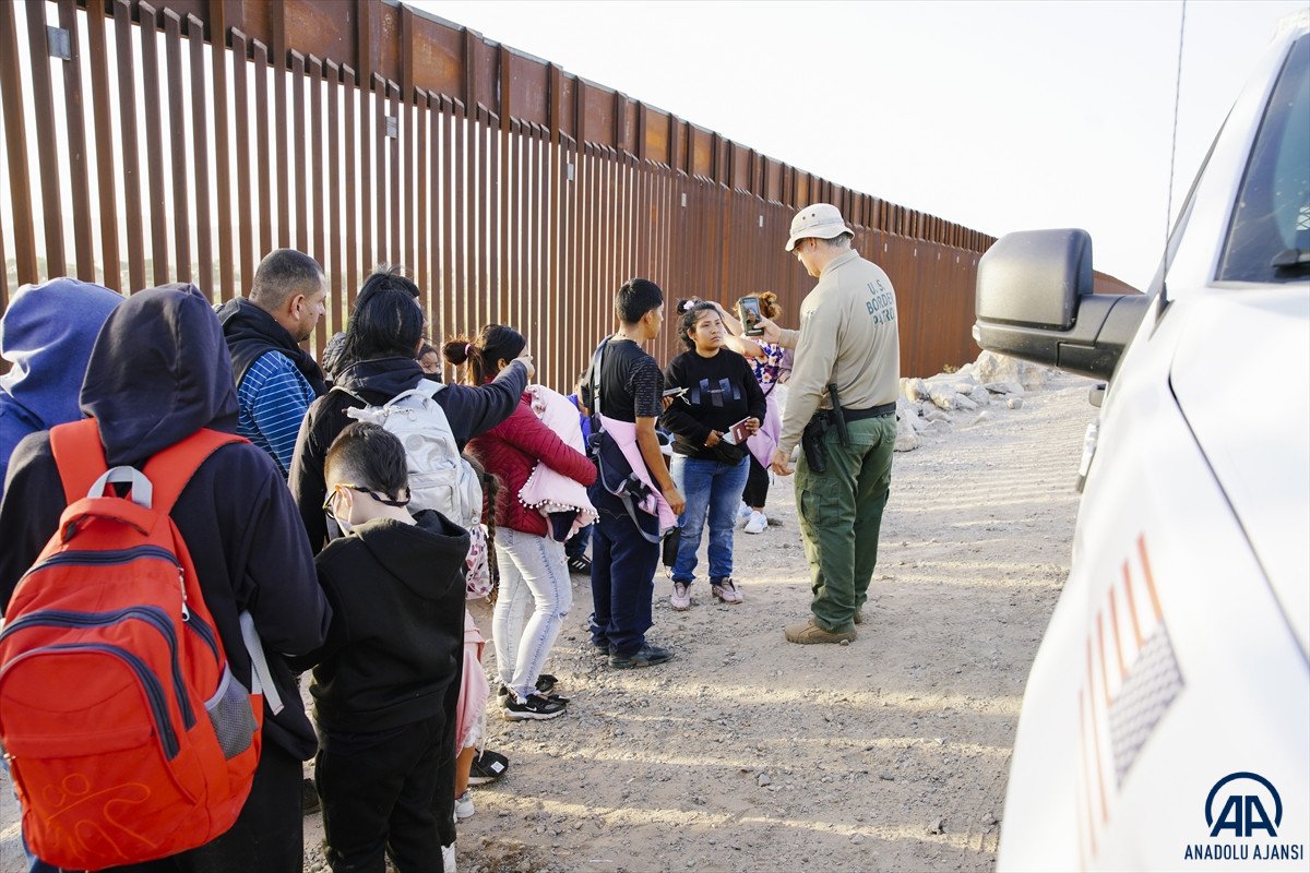 Amerika- Meksika sınırında göçmen dramı sürüyor #3