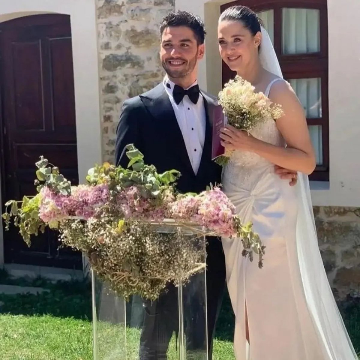Melis Birkan, evlendi