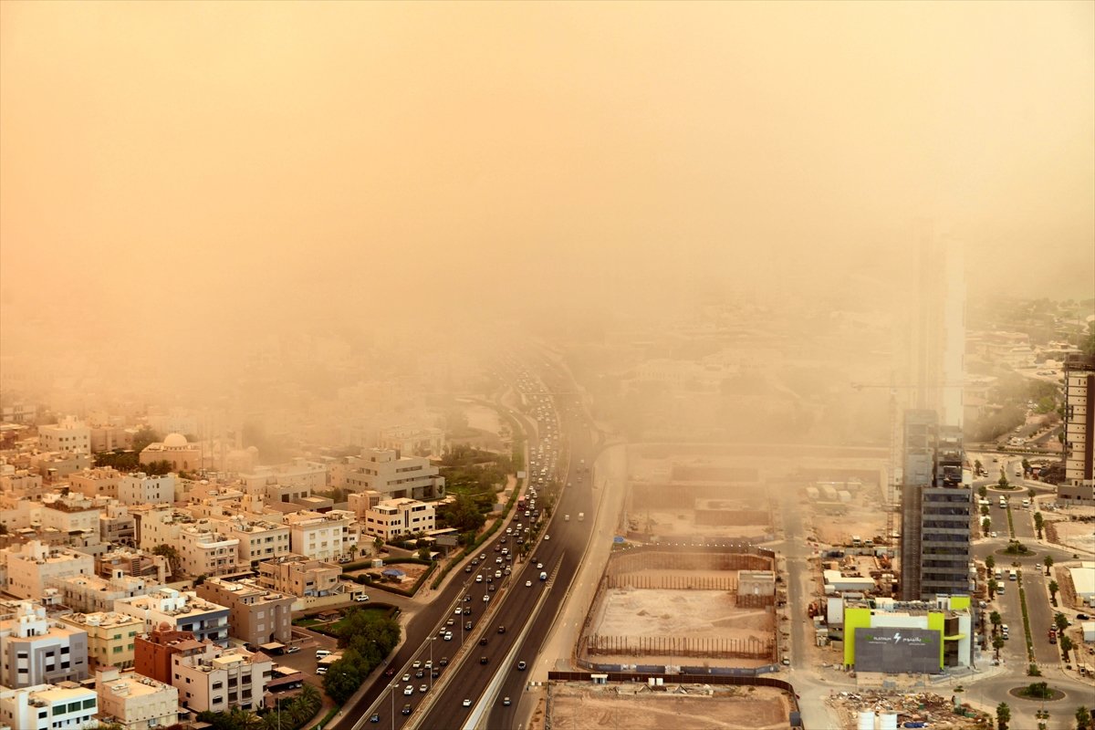 Sandstorm in Kuwait #2