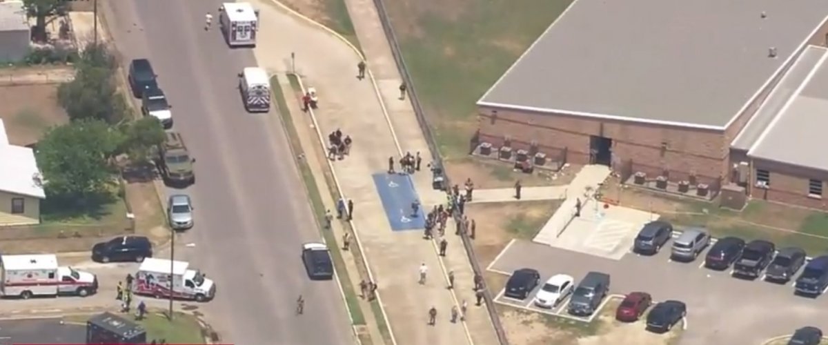 Gun attack on a primary school in the USA #1