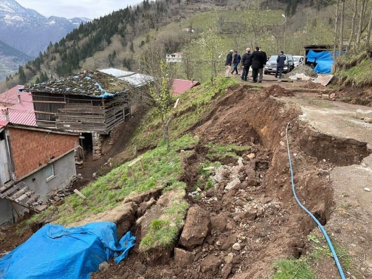 Trabzon’da heyelanın ardından hazırlanan hasar tespit raporu tamamlandı #4
