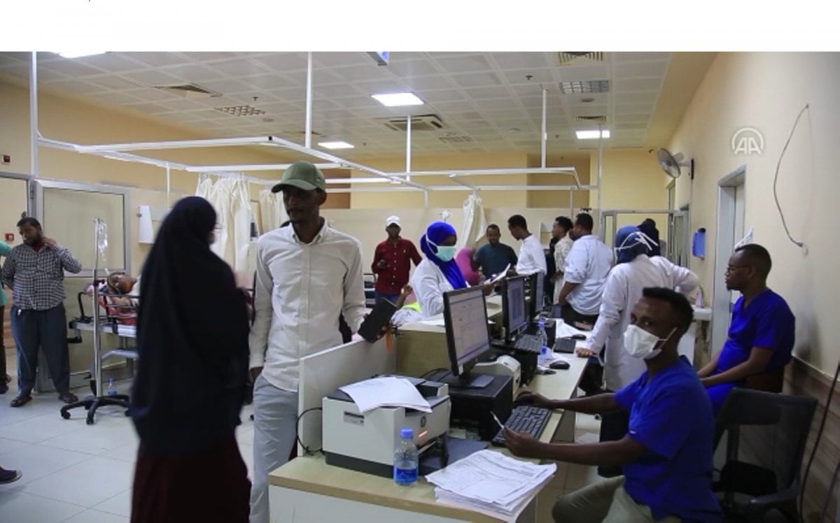 Somali de, Türk hastanesi 12 milyon kişiye şifa dağıttı #1