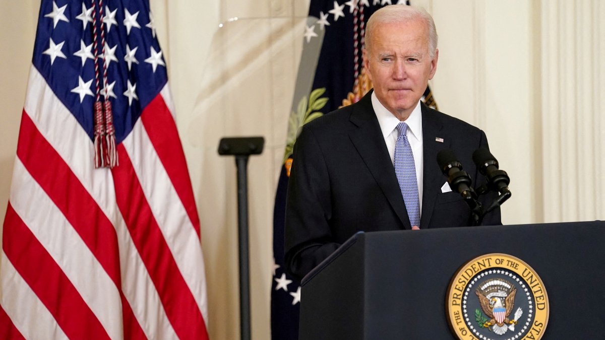 Joe Biden signs executive order on police use of force