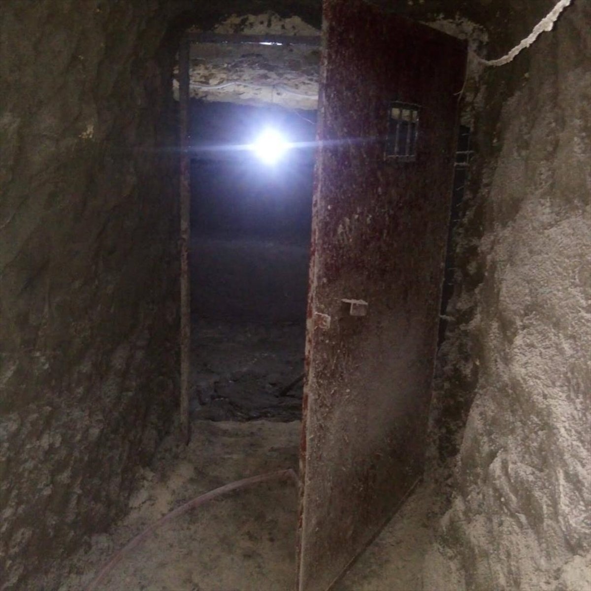 The terrorist organization PKK has the civilians it detained in Syria dig tunnels #2