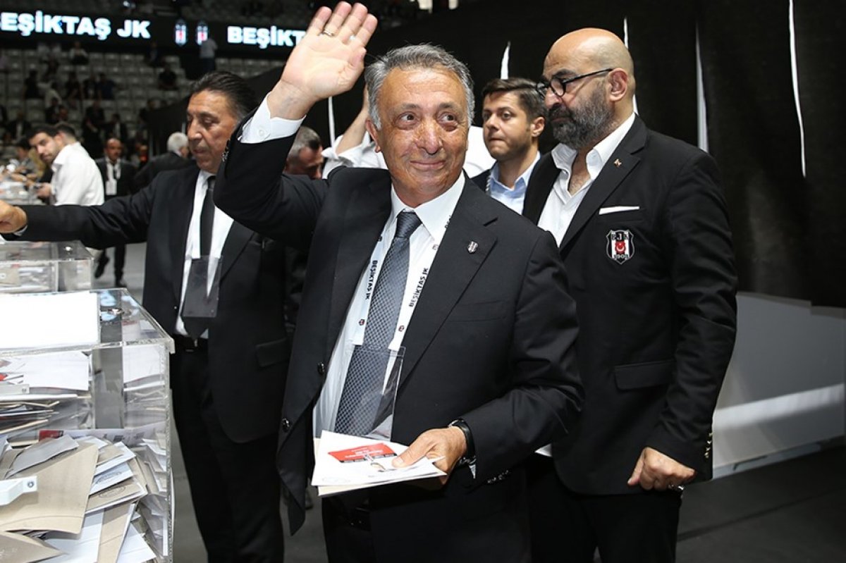 Beşiktaş ta Ahmet Nur Çebi yeniden başkan seçildi #1