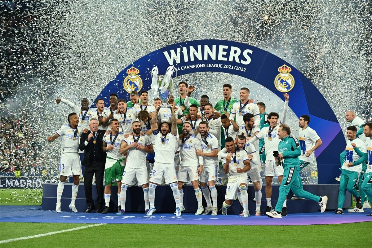 Şampiyonlar Ligi ni kazanan Real Madrid oldu #8