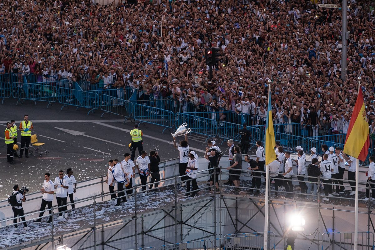 Champions League champion Real Madrid celebrates its 14th trophy victory #9