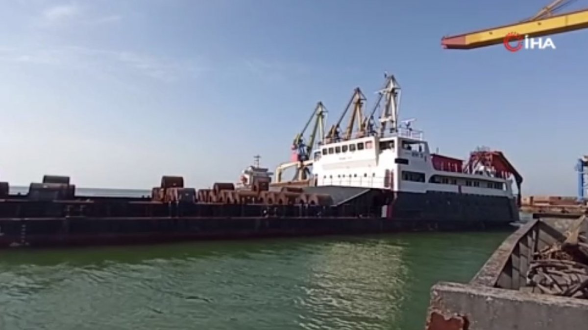 From Mariupol, the first dry cargo ship sails to Russia